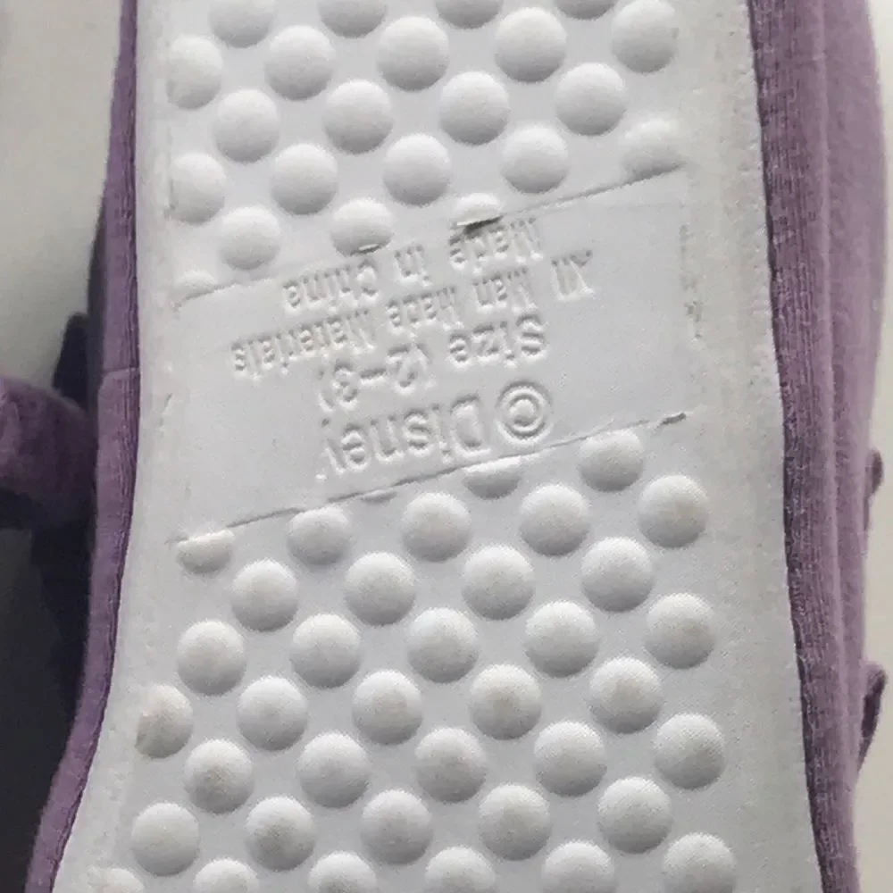 10/X$ 50 Disney Fiareis Girl Slippers Size 2/3
